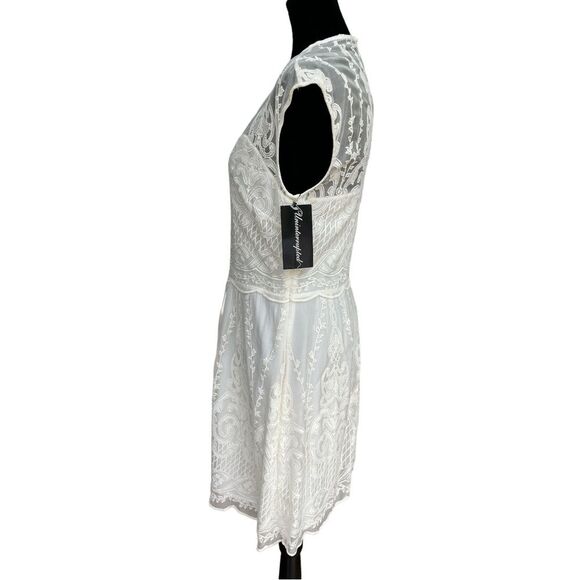 Dolce Vita Kloey Silk Embroidery Lace Mini Dress Size Large White Fit & Flare - Picture 9 of 14